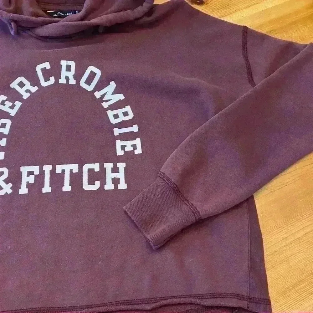 Abercrombie & Fitch hoodie - Picture 4 of 7
